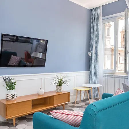 Lata Luxury Penthouse דירה